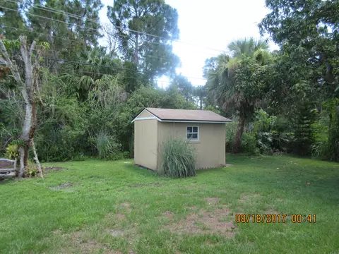 2668 SE Harrison St, Stuart, FL 34997 photo 2
