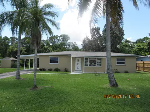 2668 SE Harrison St, Stuart, FL 34997 photo 1
