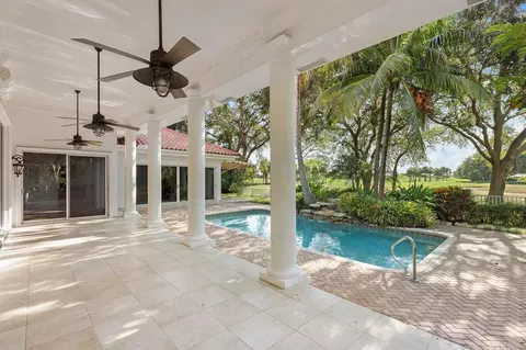 108 Commodore Dr, Jupiter, FL 33477 photo 8