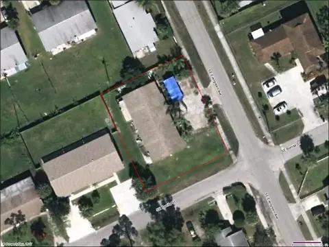 2906 SEvergreen Ave, Stuart, FL 34997 photo 2