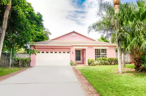 6329 Dimond St, Jupiter, FL 33458 photo 1