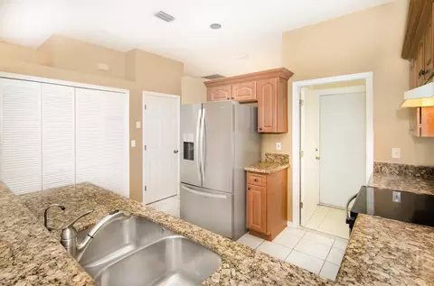 6329 Dimond St, Jupiter, FL 33458 photo 12