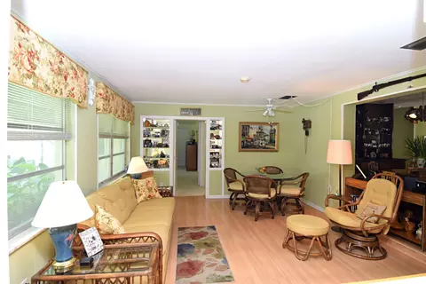 835 SE Krueger Pkwy, Stuart, FL 34996 photo 8