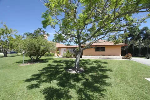 3064 SE Quanset Cir, Stuart, FL 34997 photo 2