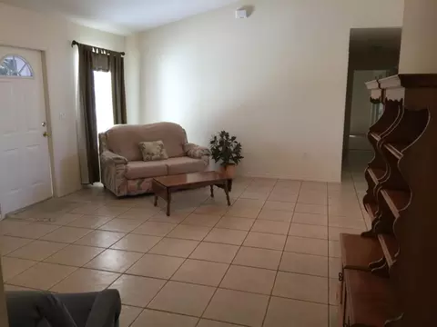 1135 Chobee St, Okeechobee, FL 34974 photo 4