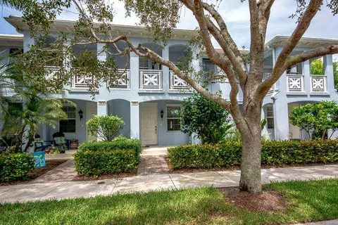 3024 W Community Dr, Jupiter, FL 33458 photo 1