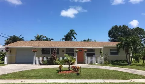 4651 SEdison Ave, Stuart, FL 34997 photo 1