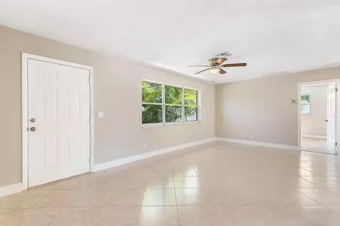 236 1st St, Jupiter, FL 33458 photo 2