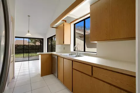 110 Landward Dr, Jupiter, FL 33477 photo 6