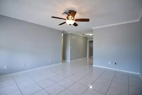 4864 SE Bollard Ave, Stuart, FL 34997 photo 4