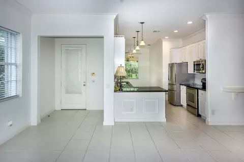 131 Sardinia Cir, Jupiter, FL 33458 photo 13