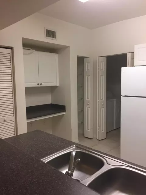 624 SE Prescott Pl, Stuart, FL 34994 photo 5