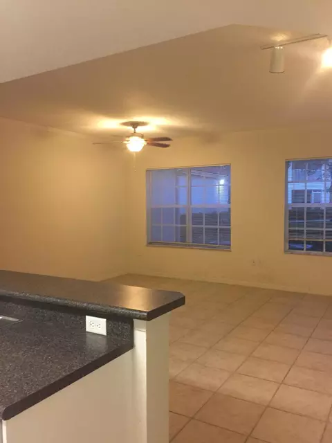 624 SE Prescott Pl, Stuart, FL 34994 photo 7