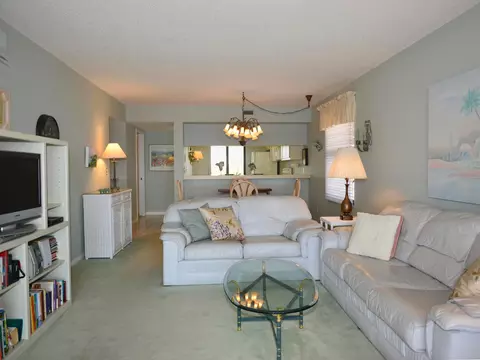 4590 NE Sandpebble Trce #401, Stuart, FL 34996 photo 5