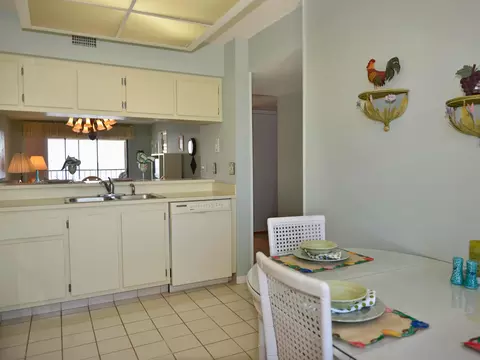 4590 NE Sandpebble Trce #401, Stuart, FL 34996 photo 9