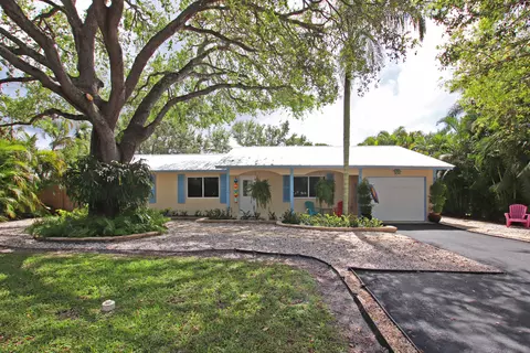 406 Dover Cir, Tequesta, FL 33469 photo 2