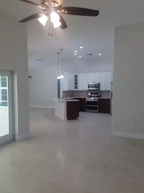 3662 SE Forecastle Ct, Stuart, FL 34997 photo 8