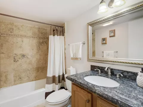 325 Oak Harbour Dr, Juno Beach, FL 33408 photo 12
