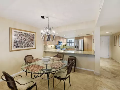 325 Oak Harbour Dr, Juno Beach, FL 33408 photo 5