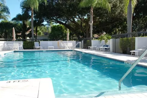325 Oak Harbour Dr, Juno Beach, FL 33408 photo 20