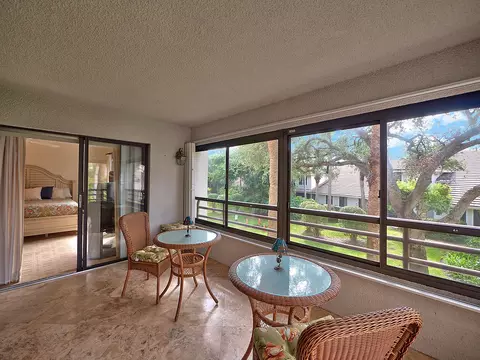 325 Oak Harbour Dr, Juno Beach, FL 33408 photo 8
