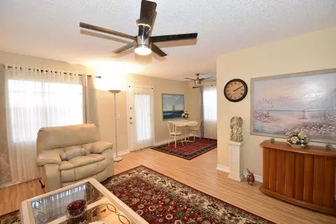 230 Normandy E, Delray Beach, FL 33484 photo 9