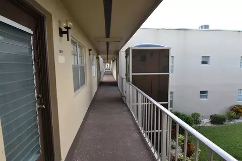 230 Normandy E, Delray Beach, FL 33484 photo 5