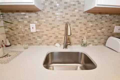230 Normandy E, Delray Beach, FL 33484 photo 14