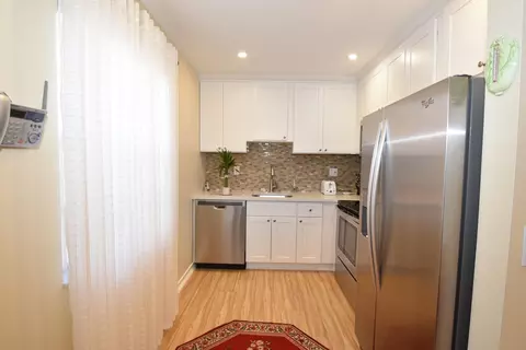 230 Normandy E, Delray Beach, FL 33484 photo 12