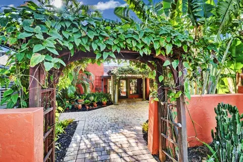 4750 SE Horseshoe Point Rd, Stuart, FL 34997 photo 8