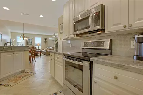 132 Wentworth Ct, Jupiter, FL 33458 photo 10