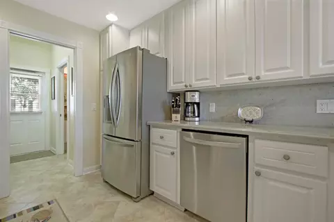 132 Wentworth Ct, Jupiter, FL 33458 photo 9