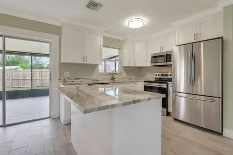 508 W Whitney Dr, Jupiter, FL 33458 photo 3