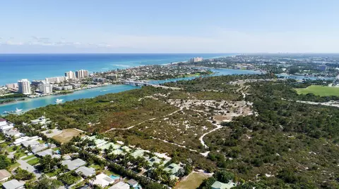 12 Coconut Ln, Tequesta, FL 33469 photo 3