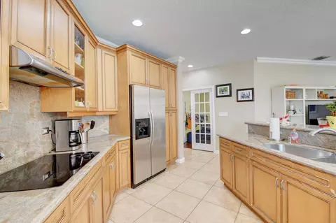 1638 E Classical Blvd, Delray Beach, FL 33445 photo 5