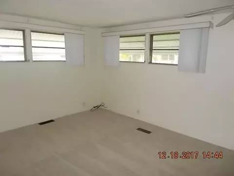 147 SE Riverbend St, Stuart, FL 34997 photo 9