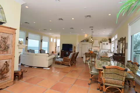 953 SE Macarthur Blvd, Stuart, FL 34996 photo 17