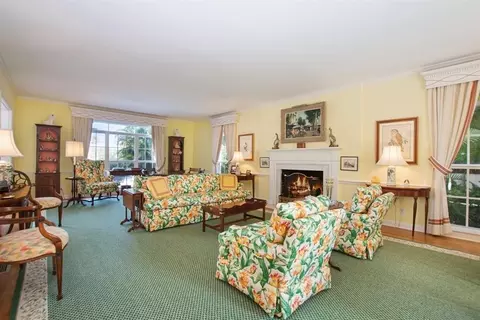 245 Pendleton Ave, Palm Beach, FL 33480 photo 4