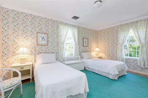 245 Pendleton Ave, Palm Beach, FL 33480 photo 14