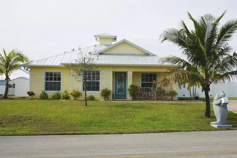 5350 SE Pine Ave, Stuart, FL 34997 photo 1