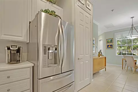 157 Honeysuckle Dr, Jupiter, FL 33458 photo 11