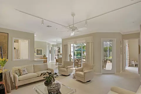 157 Honeysuckle Dr, Jupiter, FL 33458 photo 10