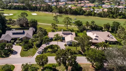 5101 SE Burning Tree Cir, Stuart, FL 34997 photo 4