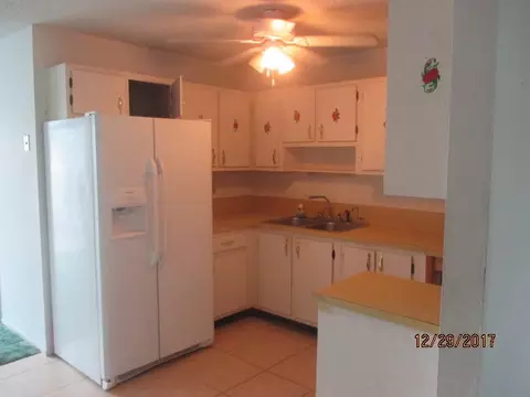 16 SE Norfolk Blvd, Stuart, FL 34997 photo 5