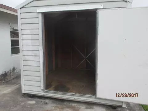 16 SE Norfolk Blvd, Stuart, FL 34997 photo 3
