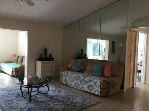 150 Arrowhead Cir, Jupiter, FL 33458 photo 3