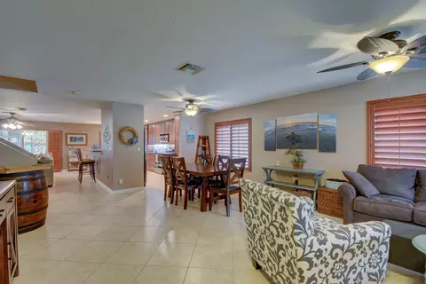 5519 SE Graham Dr, Stuart, FL 34997 photo 3