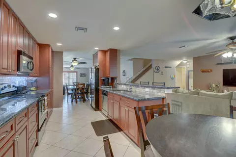 5519 SE Graham Dr, Stuart, FL 34997 photo 19