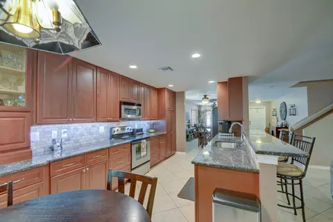 5519 SE Graham Dr, Stuart, FL 34997 photo 17