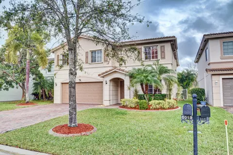 5519 SE Graham Dr, Stuart, FL 34997 photo 2
